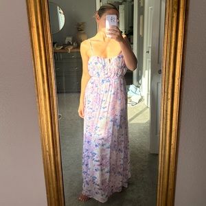 Lulus maxi gown. Size SMALL. Worn once!